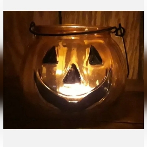 Glass Pumpkin Tealight Candleholders, 3x4-in. Vintage style Jack O' Lantern - Picture 3 of 7